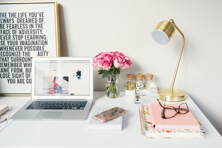 25 Creative Resources for Decorating Your Home Office
